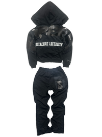 “HEAD ON A SWIVEL” TRACKSUIT (BLACK & WHITE)
